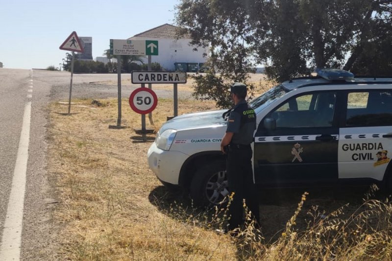 Detenidas tres personas como presuntas autoras de un robo en una finca de Cardeña