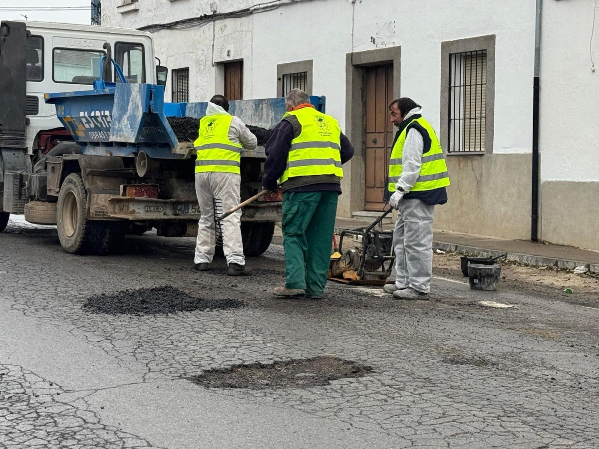 Pozoblanco arranca plan de reparación y asfaltado de 24 calles