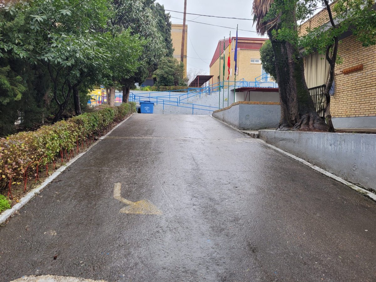 Alerta superada y servicios reabiertos, pero sigue cortada la carretera Jauja‑Badolatosa