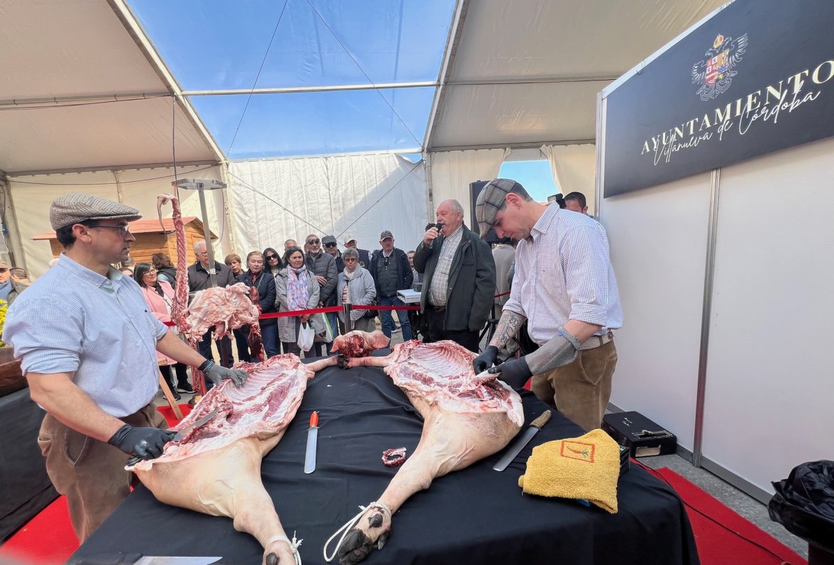 Villanueva de Córdoba vivió ayer la XXI Fiesta de la Matanza y la Artesanía Popular