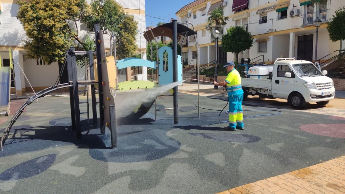 Cabra: primer mes del nuevo servicio de limpieza con refuerzos y aumento del reciclaje