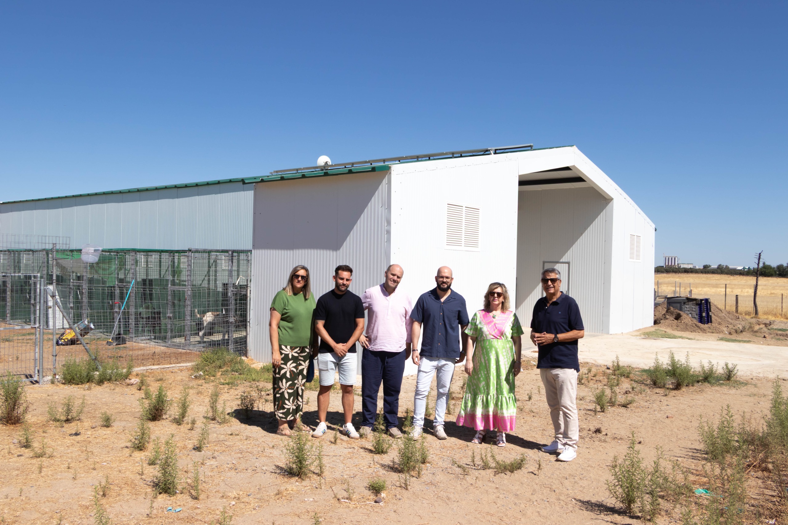 Hinojosa del Duque inaugura albergue temporal para perros y fomenta adopciones y voluntariado