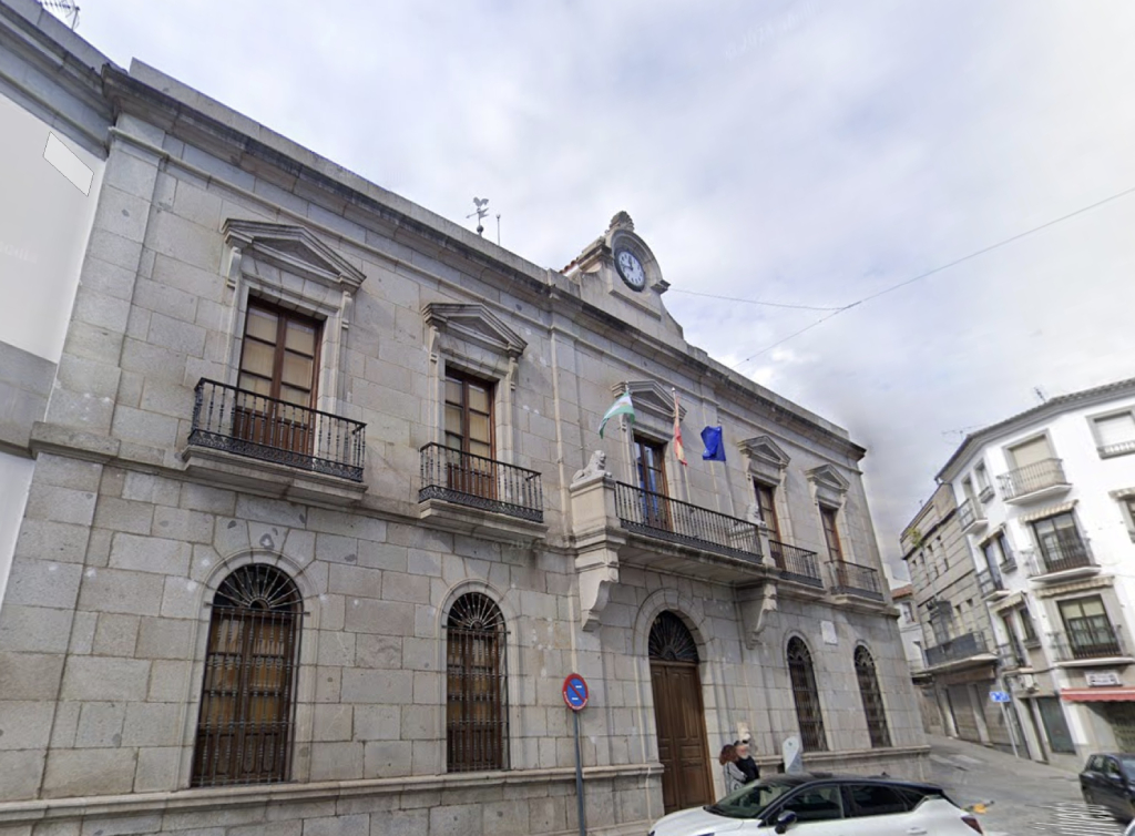 Un retraso de Santiago Cabello provoca que PSOE e IU abandonen el pleno de Pozoblanco